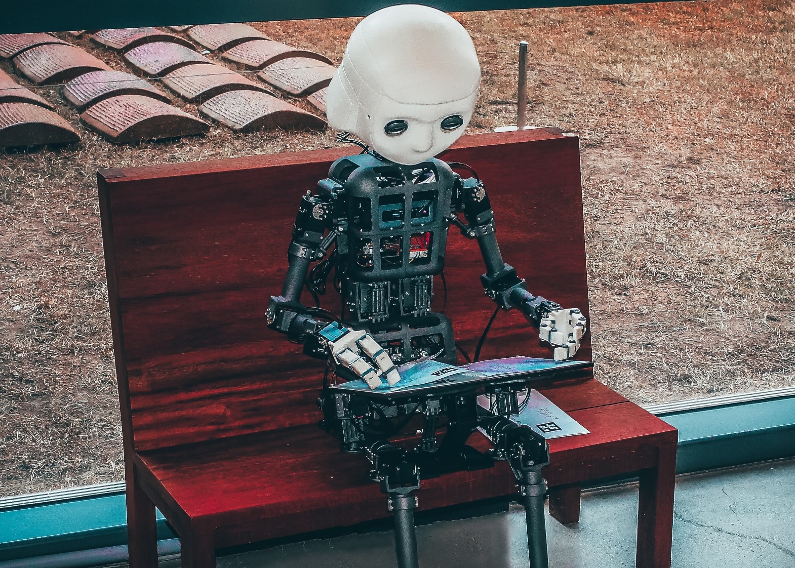 В США суд не считает AI изобретателем
